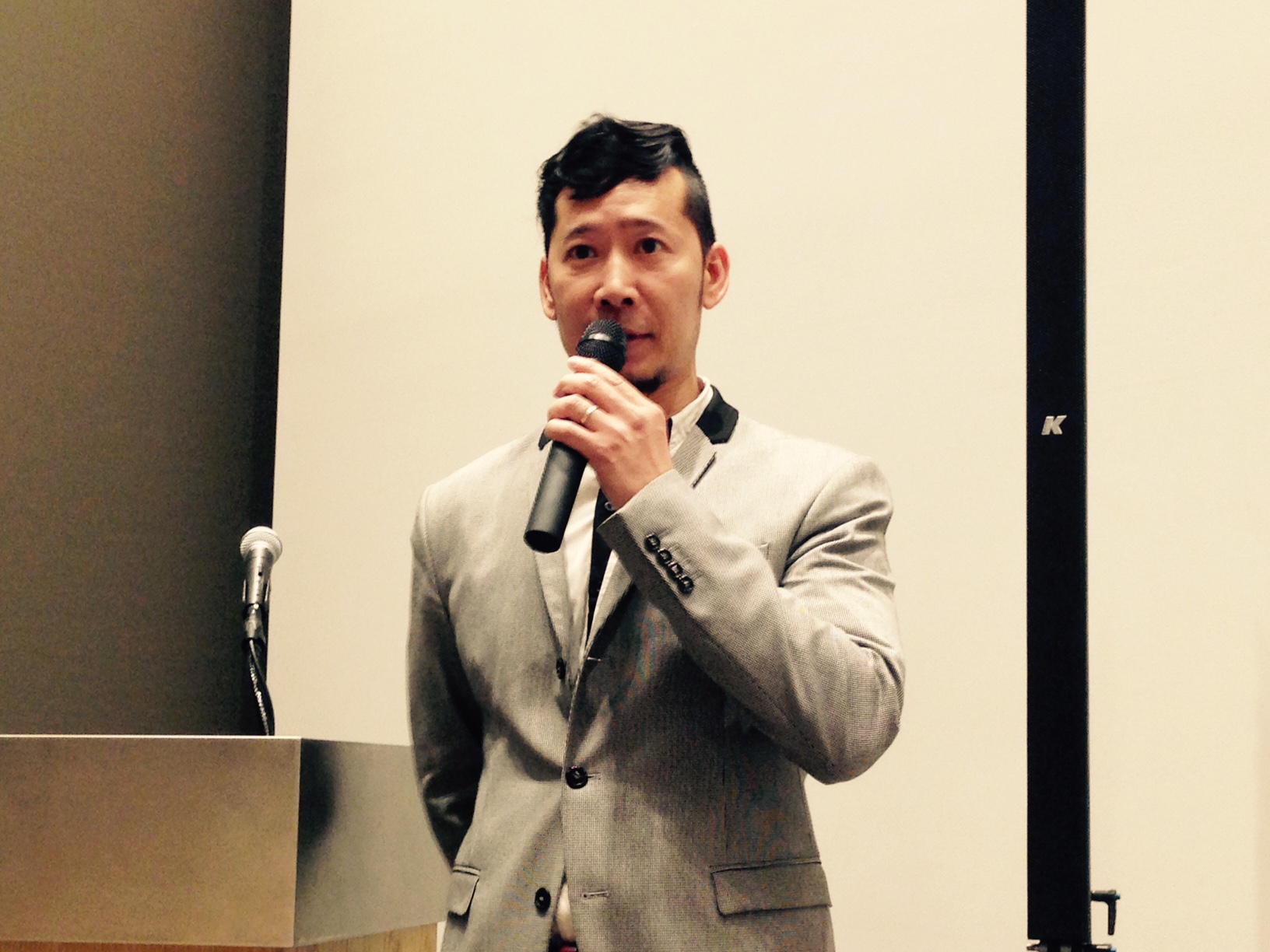 『エミリー』のCaroline Harvey監督にインタビュー！フェリシティ