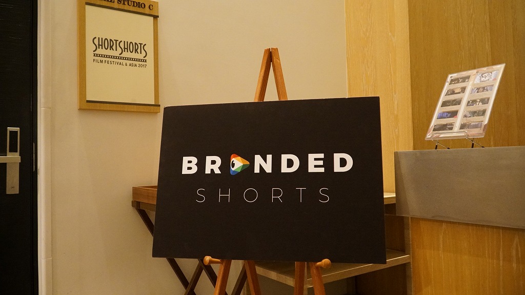 【レポート】展開読めない物語どうつくる？映画監督・黒沢清が登壇 / 7日目の