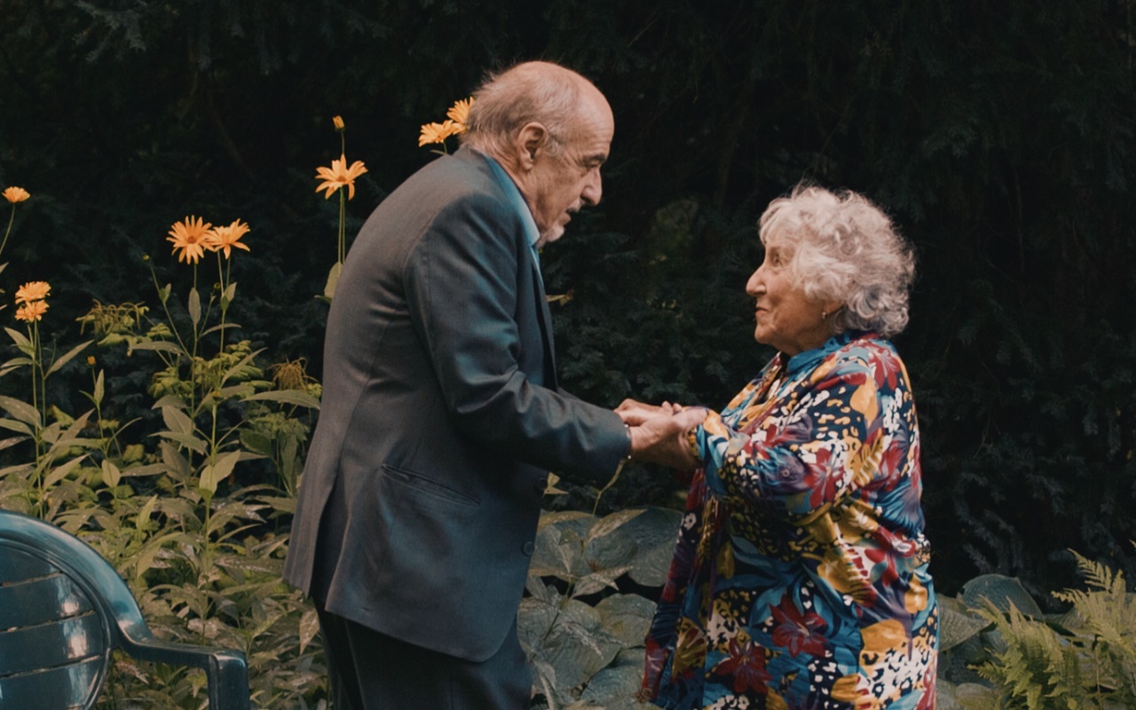 【シブストシネマ】21時。渋谷の路上が映画館になる。2月15日までの上映作品